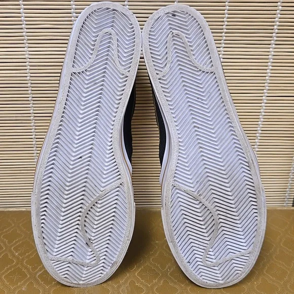 Nike Court Legacy Animal Print Slip-On Shoes - Picture 9 of 11